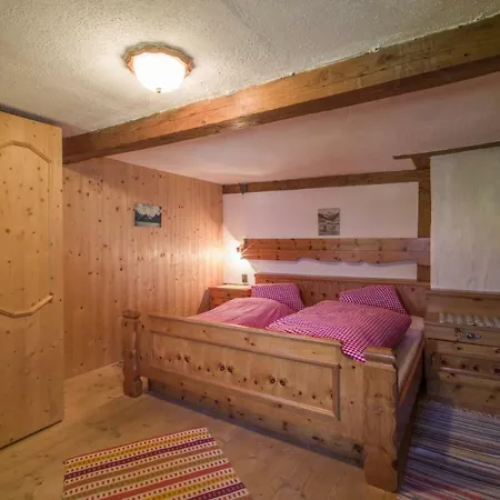 Feldlhutte